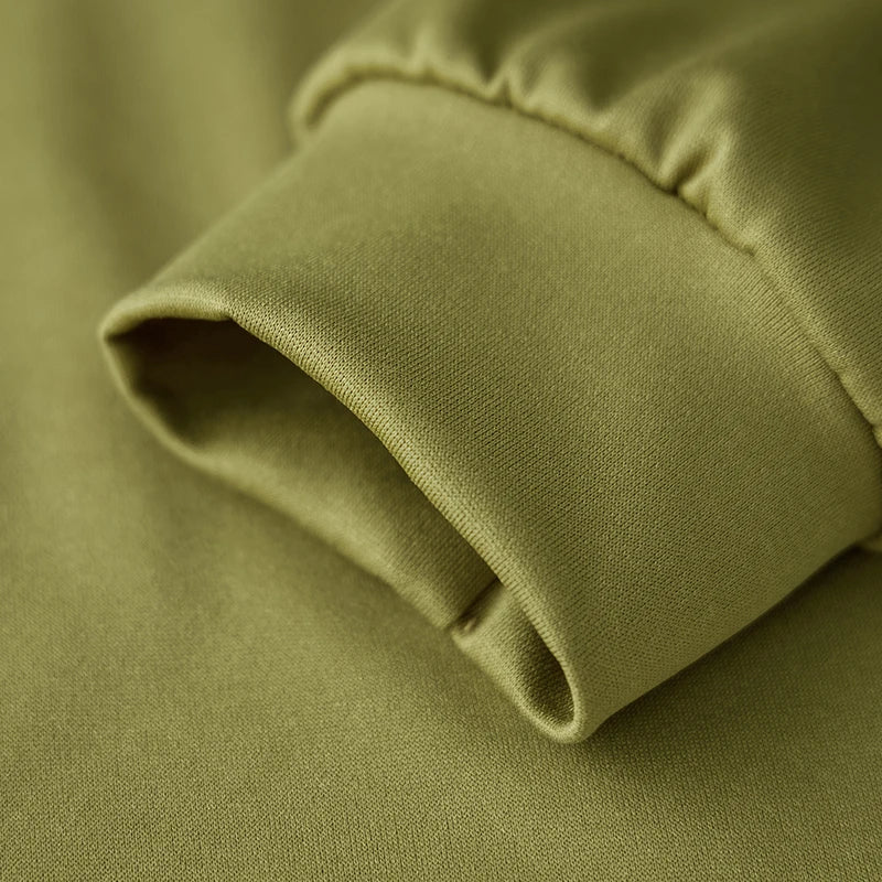 Men s Pullover Hoodie Casual Long Sleeve Sweatshirt with Pockets for Fall Streetwear Style and Comfort