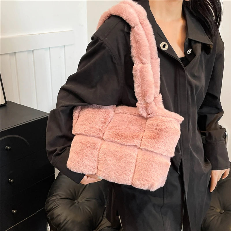 Women Plush Shoulder Bag Fashion Tote Bag Large Capacity Fluffy Handbag Solid Color Fuzzy Top Handle Bag Soft Shopper Bag