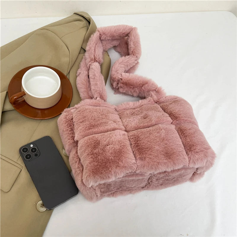 Women Plush Shoulder Bag Fashion Tote Bag Large Capacity Fluffy Handbag Solid Color Fuzzy Top Handle Bag Soft Shopper Bag