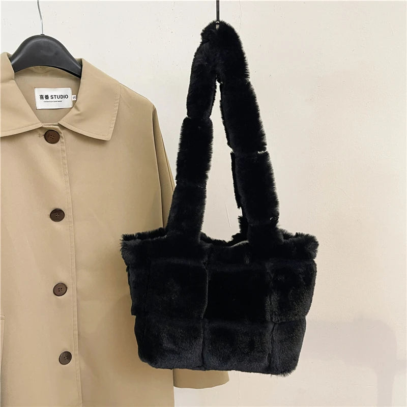 Women Plush Shoulder Bag Fashion Tote Bag Large Capacity Fluffy Handbag Solid Color Fuzzy Top Handle Bag Soft Shopper Bag